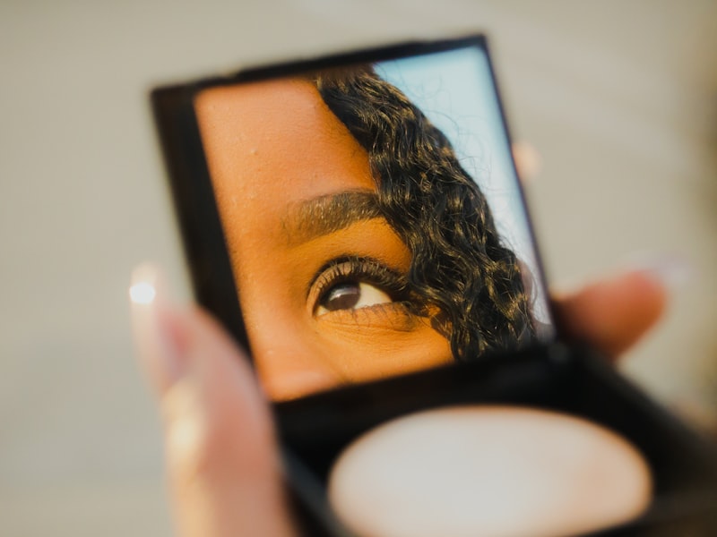 敏感肌护理全攻略：科学分类+精准护理指南